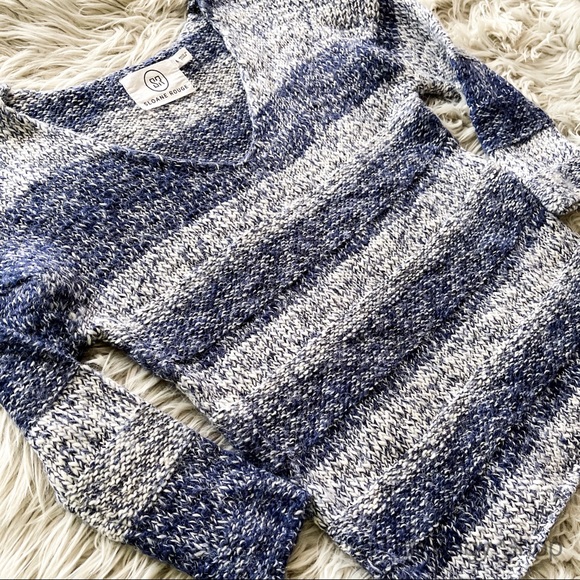 Sloane Rouge | V-Neck Striped 3/4 Sleeve Sweater - Picture 2 of 6